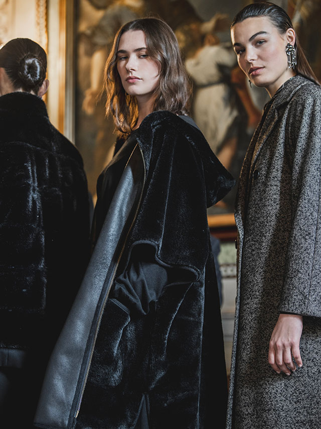 MEDIATEXT B MOBILE Runway 1 Marina Rinaldi